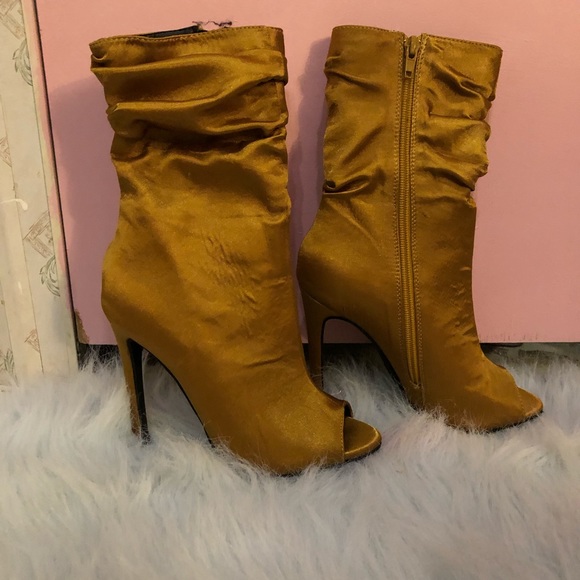 Open toe boots - Picture 3 of 3